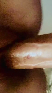 Adoro rimbalzare sul mio grosso dildo