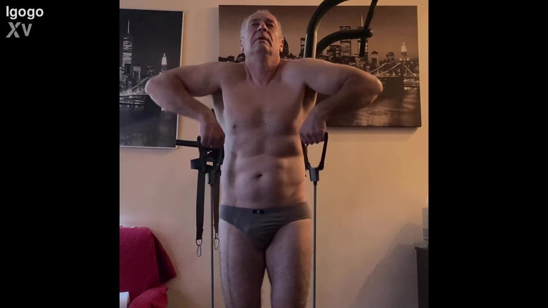 Alex Igogo: Film75433