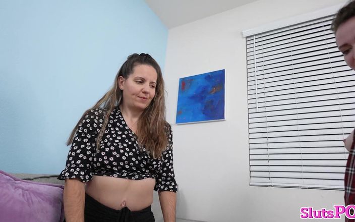 Slut Inspection: Lekce cuckquean: POV děvka studentka Hazel Paige