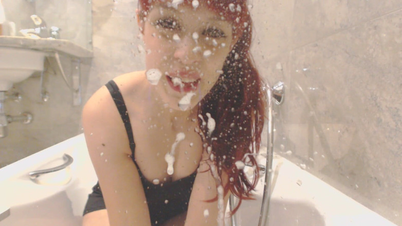 Candystart Videos: あなたに唾を吐き笑いながら 視点