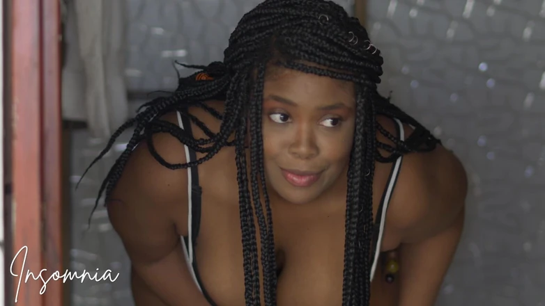 Insomnia Domina: Ich verspreche, dass sie nicht schlecht riecht