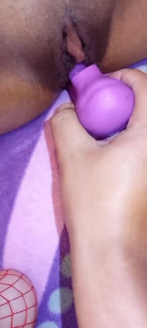Mxfun30: Wife playing with toy got orgams