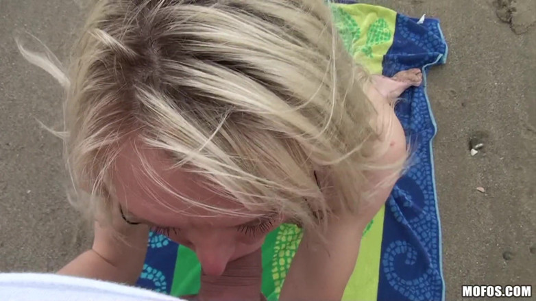 Pervs on Patrol: Perverse auf Patrouille - jeanie Marie Sulivan nackt am strand warum...