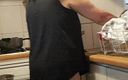 Mommy big hairy pussy: MILF in Kitchen Working