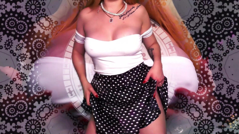 Goddess Misha Goldy: Tvůj orgasmus - je můj symbol moci nad tebou! Vystříkej se...
