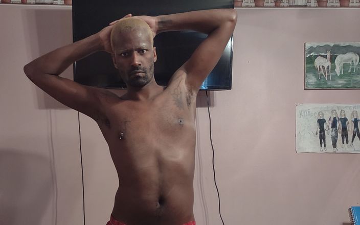 Marcus Shakur: Butt pluggar till young don