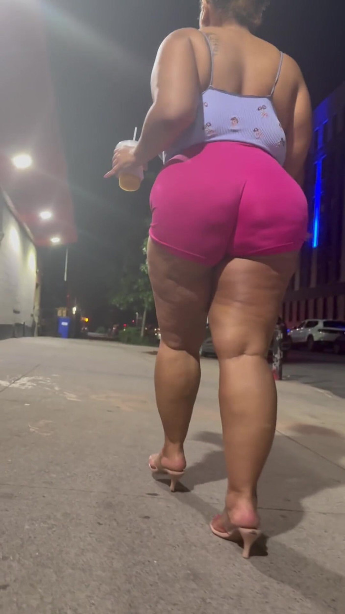 PutiLing: Leg Tease - High Heels Fetish - Puerto Rican BBW Fat Ass -...
