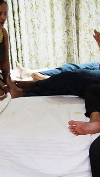 Tiga hostel freind memanggil gadis mereka untuk bercinta dan grand masti, gangbang hardcore