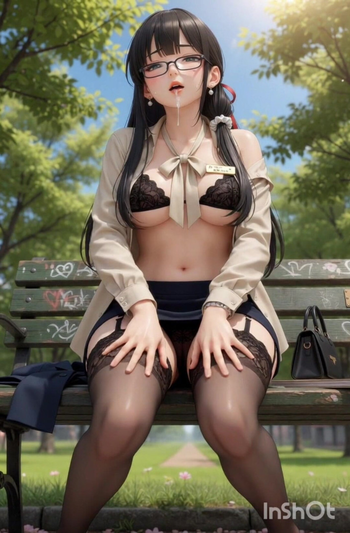 Wertstofsamler: 変態オフィスの妻が公園のベンチで自慰行為