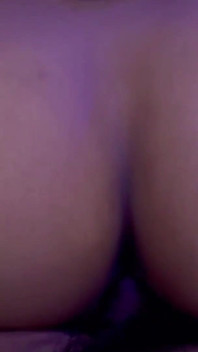 Che cosa aspettate? Vieni a scopare il mio buco, video miLF amatoriale