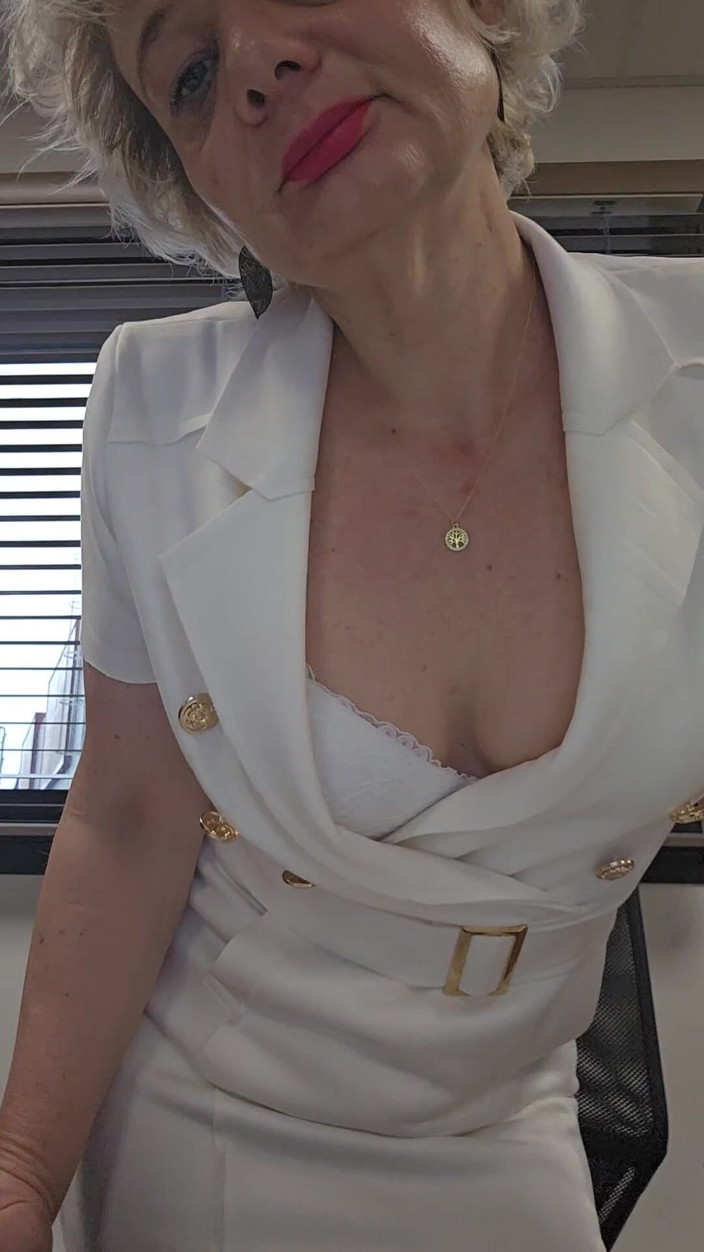 Sofy13: Ofiste seksi