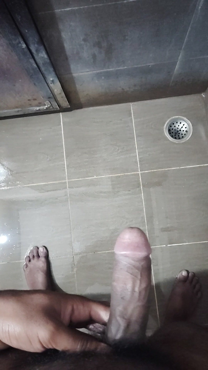 X World: 印度 Bigg 公鸡