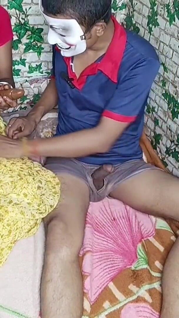 DIMPEEKUMARI21Y: Skinny Hot and Sexy Bhabhi Fucking 8inc Dragon Condom Small Pussy,skinny...