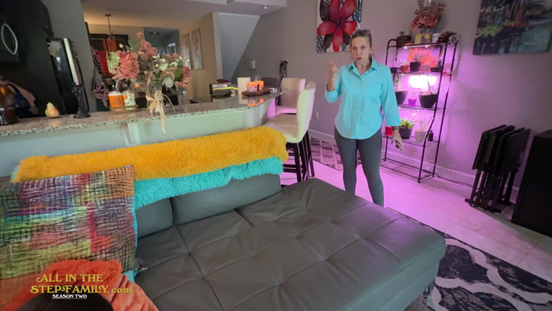 Scott Trainor: Truth or Dare with My Big Booty Stepsister Adriana Maya!