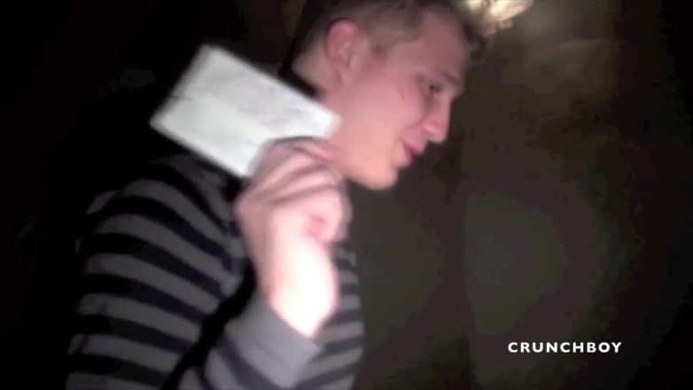 MEN BIG COCKS FUCKERS: Adrian knullad av kamzeon frosts stora kuk