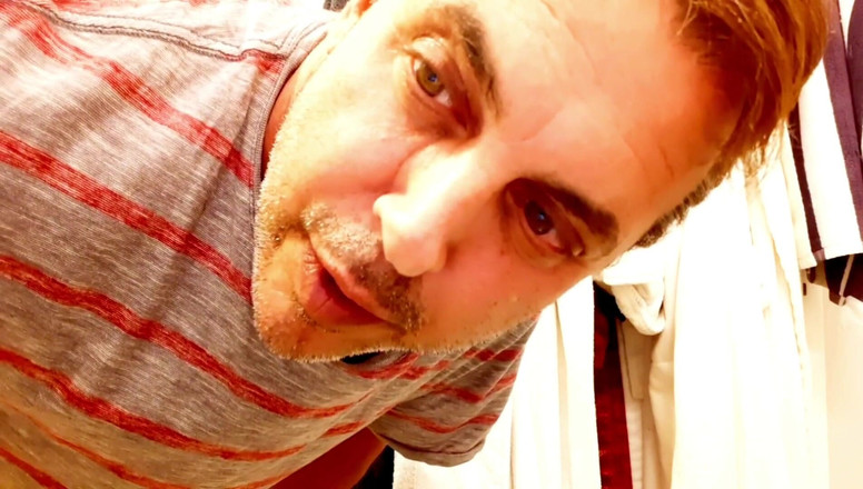 Cory Bernstein: Heiße pOV-verbale papi-dominanz