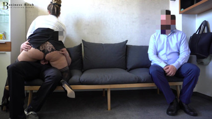 Business Bitch: Sekretářka si užívá setkání dvou kolegy