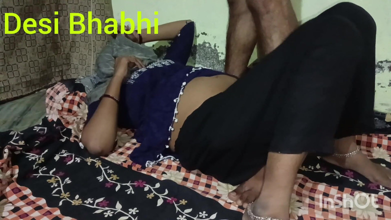 Bhabhi UP: Nedovolená vztah švagrové a švagra