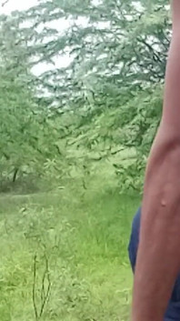 Sexy šukání desi vesnice Bhabhi v džungli