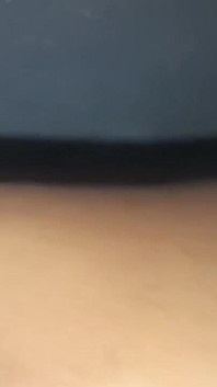 Madrasta deixa enteado foder sem camisinha no Ano Novo