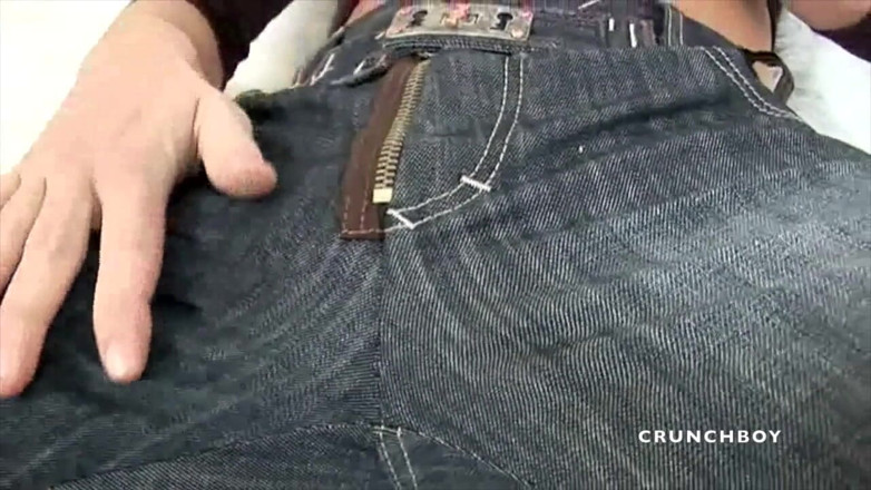 STRAIGHT BOY CURIOUS: Moje hetero kamarádka je v pořádku, že masturbuje při focení