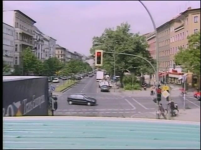 Xtime Network: Petrecere sexuală pe străzi