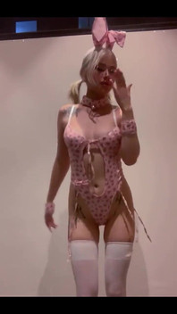I Am Your Seductive Easter Playful Girl