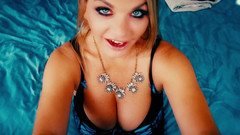 Vicky Vette: Vicky vette lutscht den kameramann
