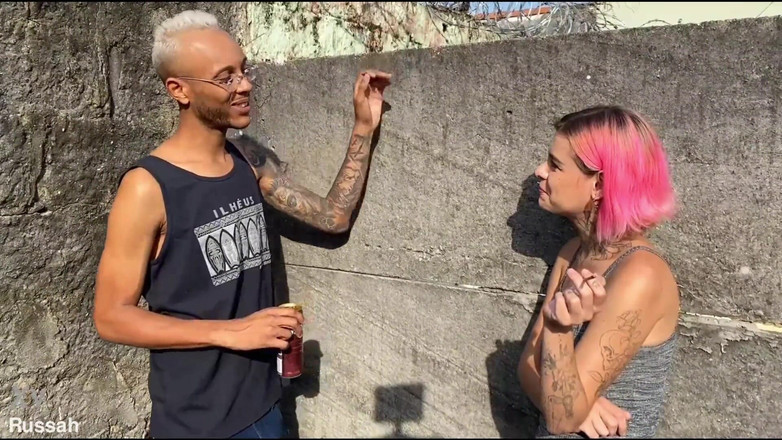 Russah: Anh chàng tài năng đã vặn vẹo tôi khắp nơi