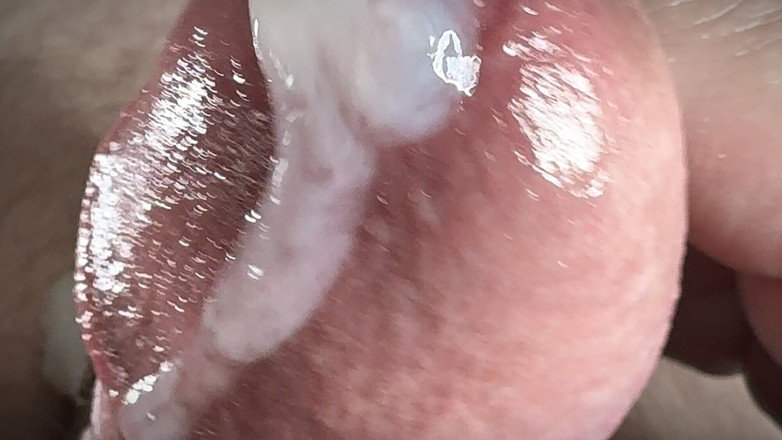 Leonardo-1974: Squirtet von weißem penis