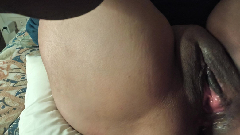 Moo DBOXXX: Ik heb de hele dag seks met mijn schoonmoeder, ze...