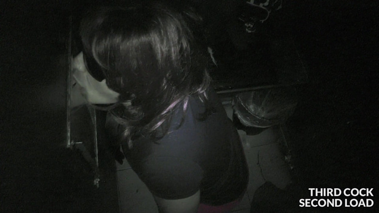 Tranny 4 cock: Sucking off 6 cocks at the gloryhole