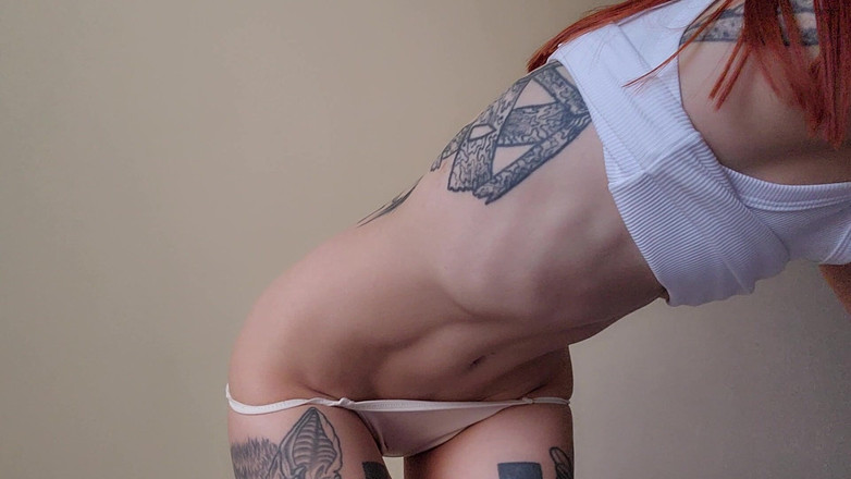 TattoedGirl666: Creamy Belly &amp; Bellybutton Tease