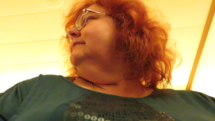 BBW nurse Vicki adventures with friends: Seksowna holenderska dziewczyna 84 i jej 55-letnia przyjaciółka BBW ubierają się lub...