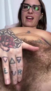 Pearl Sage Sex Ed: Vagina Orgasm Live Demonstration