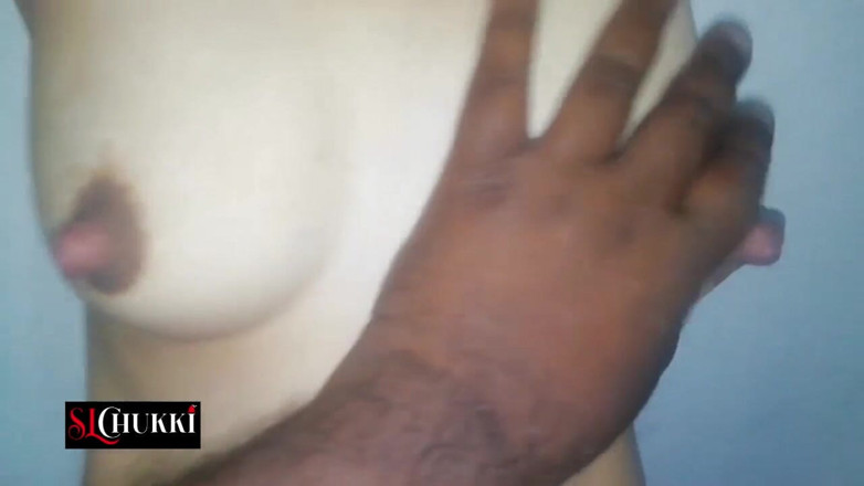 SL Chukki: srilanka Teen girl small tits big nippel cumshot