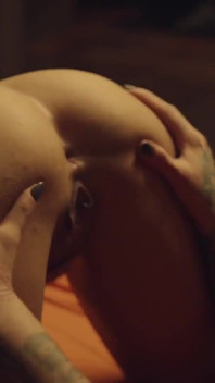 Erika Lust - club de peleas de lesbianas