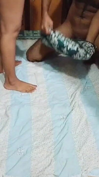Hintli evde seks - yenge erkek arkadaşıyla