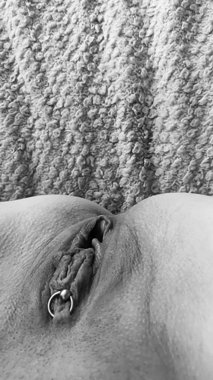 Michel naomi: Menyemprotkan vagina, dengan dildo