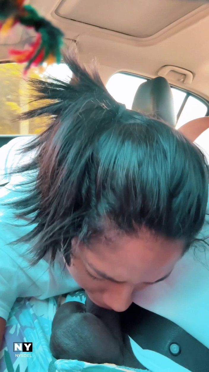 Nysdel: Avsugning medan vi ska träffa några vänner