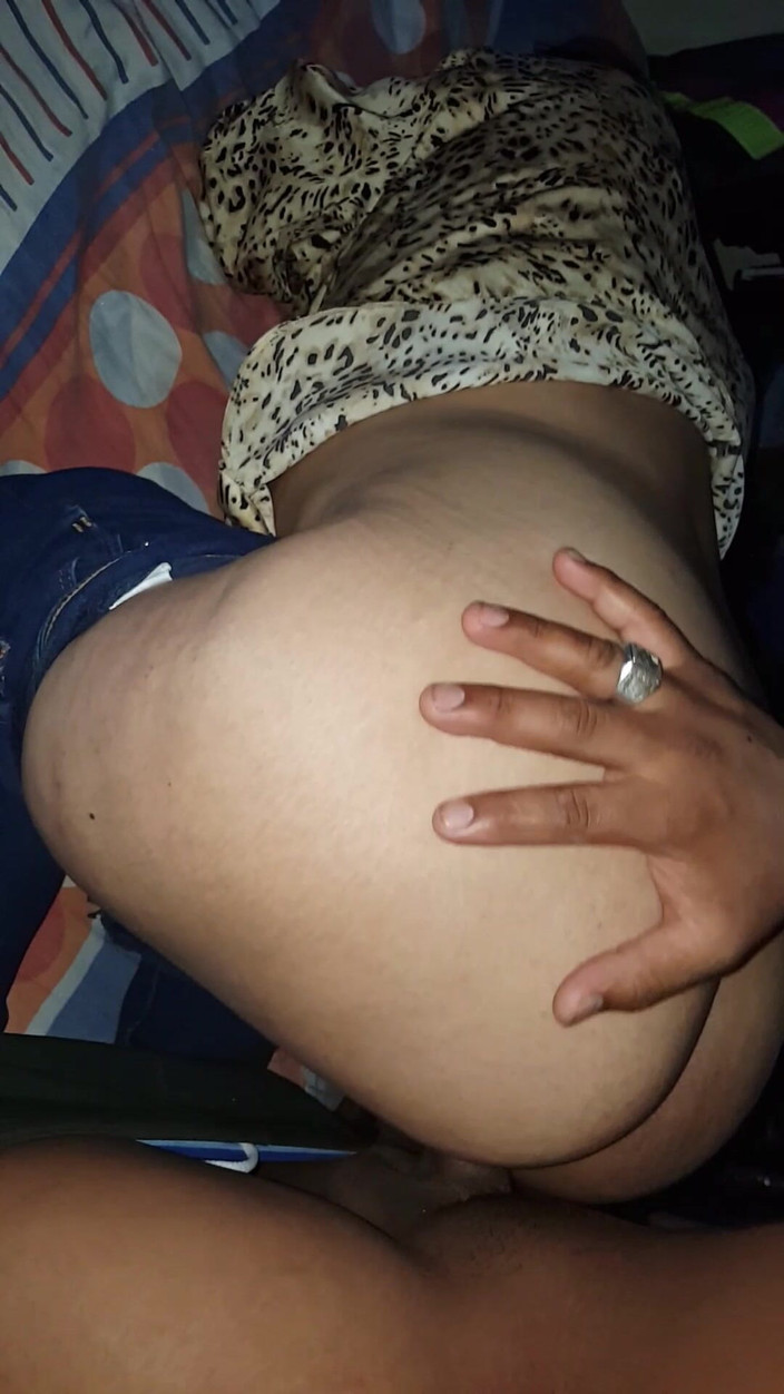 Eatrella j: Mucama follada, parte 2