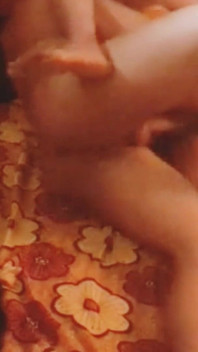 Une bhabhi indienne sexy et son demi-frère baisent