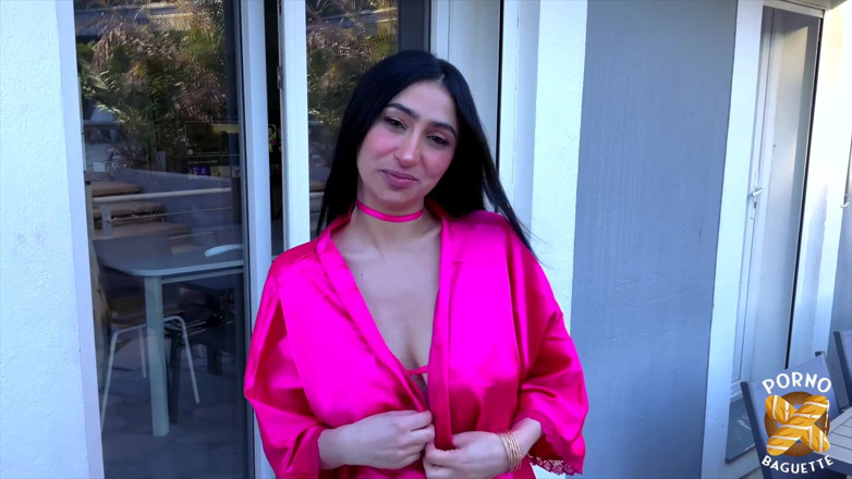 Porno Baguette: Didi, with Her Big Boobs, Get Fucked by Two Cocks