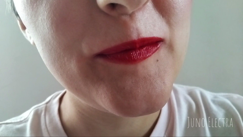 The Antichristrix: Obryně Red Lips Is Hladová pro tebe POV