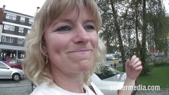 Sextermedia by Pete: Amateur, a bit older slut masturbates in pantyhose