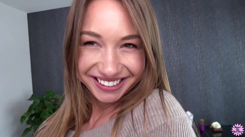 Heavy on Hotties: Mega moce eksplodują! Taylor Sands i Cel Hard Love