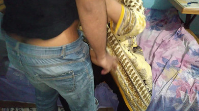 Aria Mia: Bertemu Dengan Kawan Kampung India