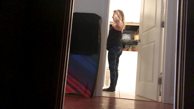 Erin Electra: MILF Lets Teen Fuck Her Pussy