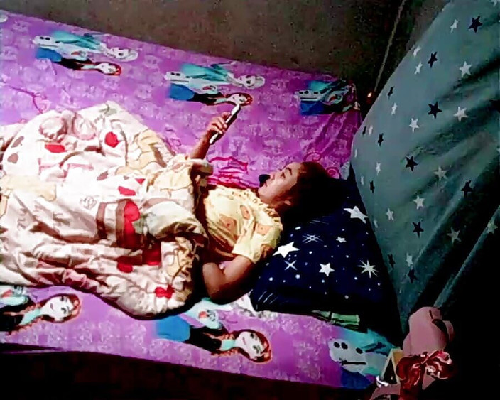 skyunited007: Cuando tu novia está sola en casa 301. Sky united 007