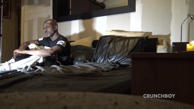 RAW PORN SPY CAM: Di sebalik tabir dengan si jalang eboni dikongkek mentah oleh...